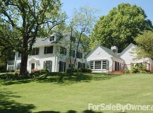 3 Hillcrest Rd, Springfield, IL 62704