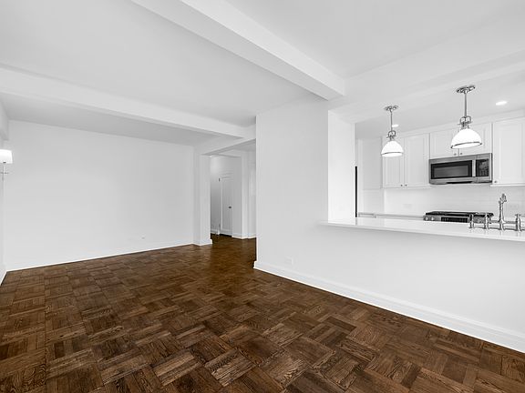 5th image of 295 Central Park W APT 6H