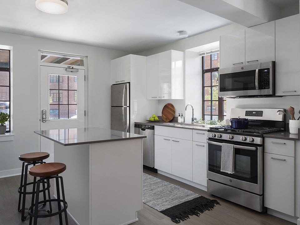 Lathrop 2000 W Diversey Ave Chicago IL Zillow