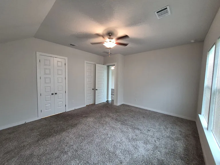11321 Hollering Pass — Photo 40