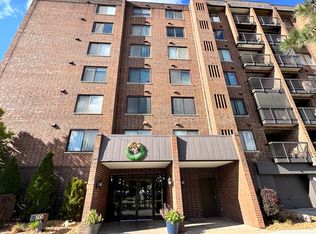 500 Park Ave APT 433, Calumet City, IL 60409