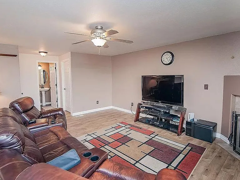7715 Galiano Dr — Photo 13