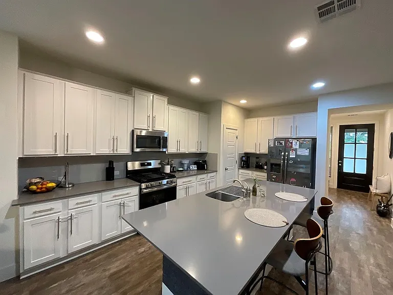 624 Golden Glory Rd — Photo 9
