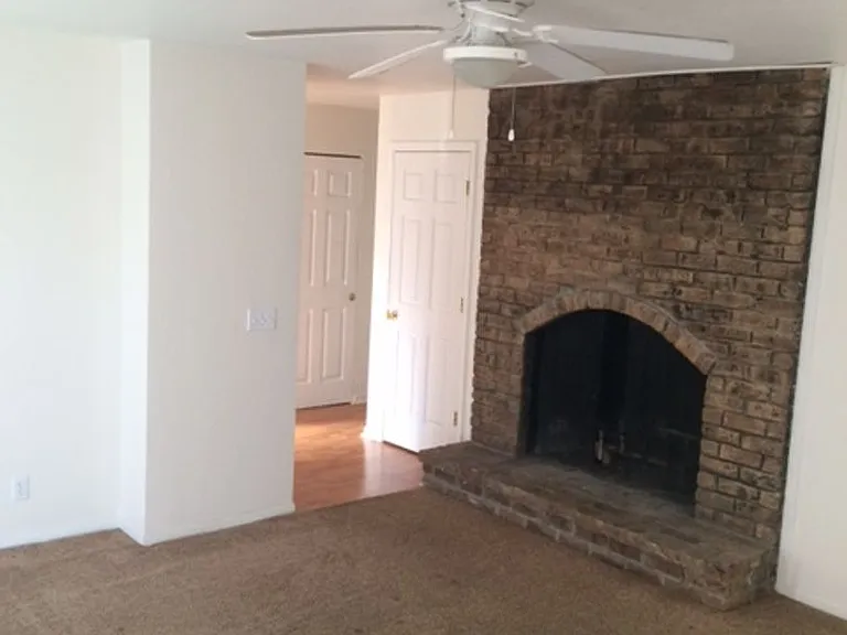 5541-5547 Christopher Ct — Photo 7