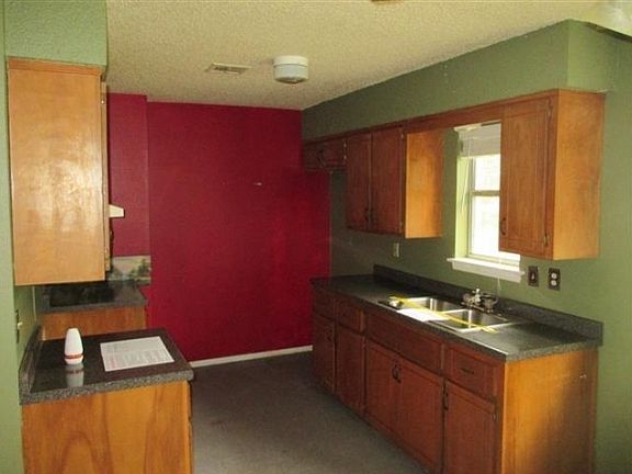 3rd image of 41442 E County Road 1230