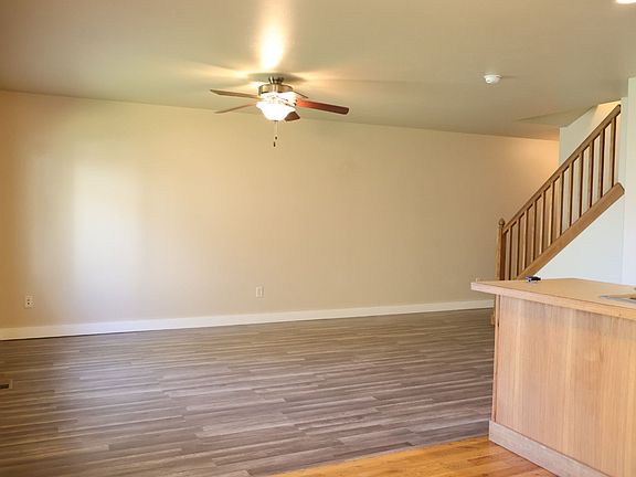 5th image of 5447 Glenellen Dr APT 10