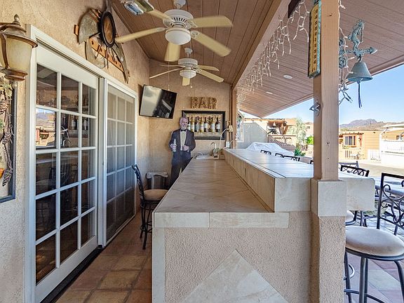 4th image of 33998 Sagebrush Ln