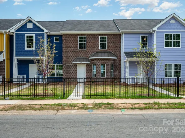 2033 Catherine Simmons Ave, Charlotte, NC 28216