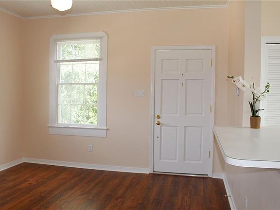 4th image of 3618 Johnson St