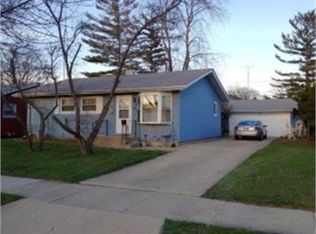 8439 21st Ave, Kenosha, WI 53143