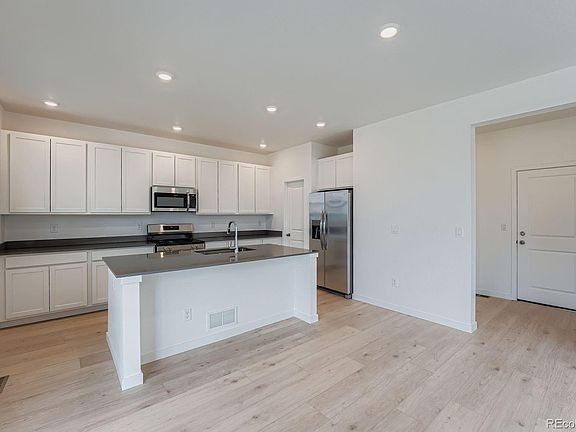4th image of 687 N Deer Park Street