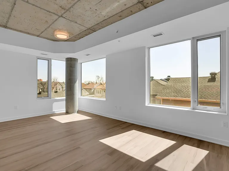 36 Robinson Ave — Photo 51