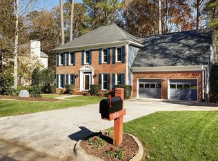 112 Glenrose Ln, Cary, NC 27518