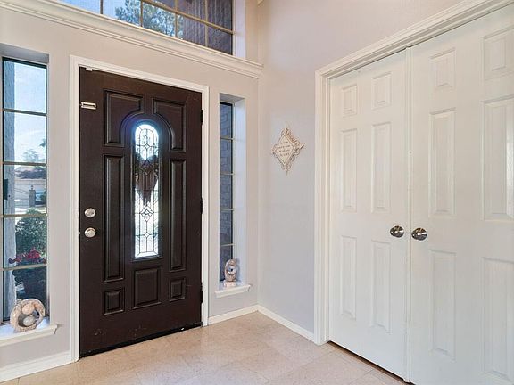 5th image of 3503 Valley Chase Dr