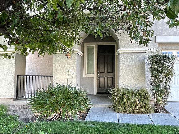 2nd image of 4617 Hutchinson Ln