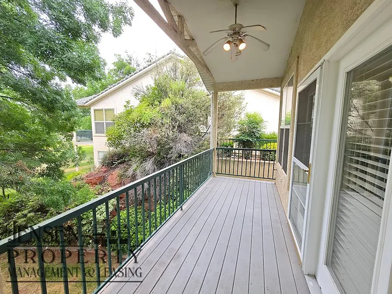 153 N Turnbury Ln — Photo 52