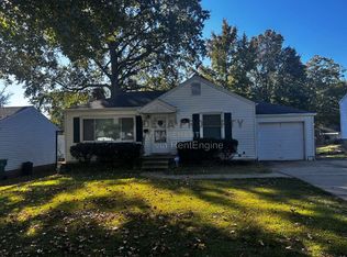 1412 Ballard Dr, Saint Louis, MO 63137