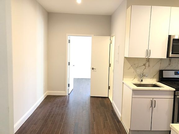 3rd image of 23-79 28th St #F