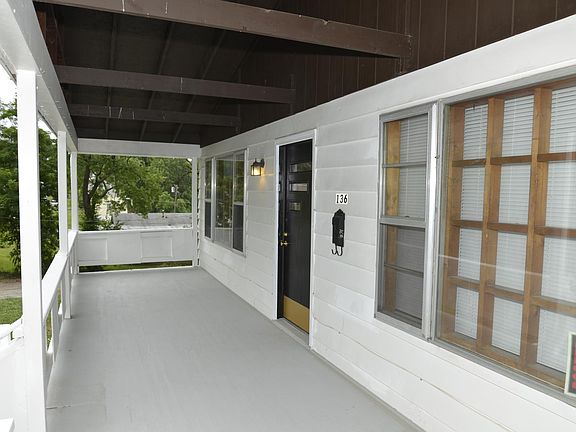2nd image of 136 N Marguerite Ave
