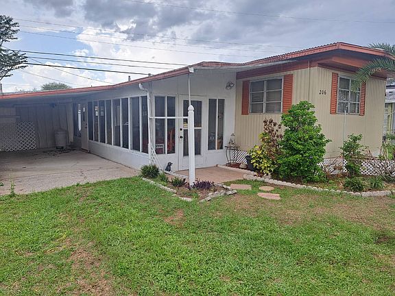 2nd image of 206 3rd St