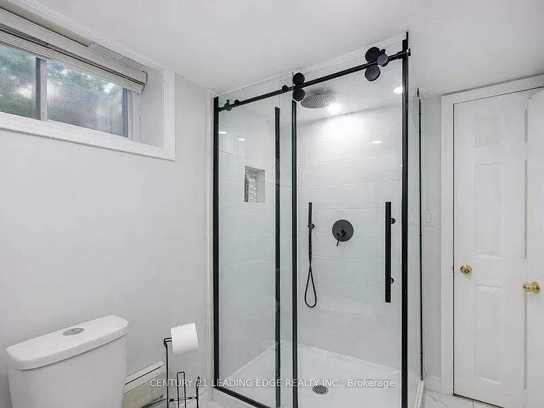 306 Lindan Ave — Photo 6