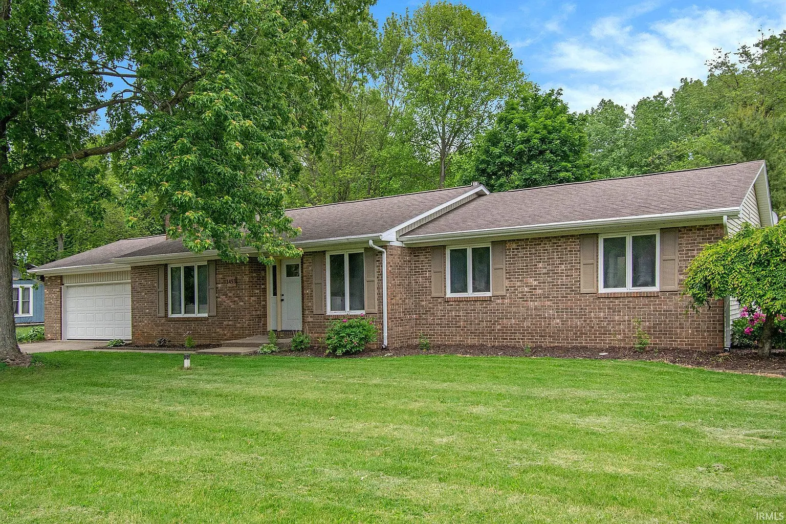 1453 Brookview Ave photo 1