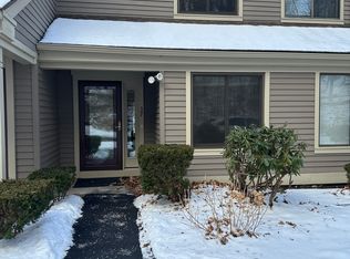 37 Riveredge Dr #37, Winsted, CT 06098