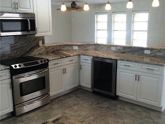 4th image of 5239 Wisteria Ct