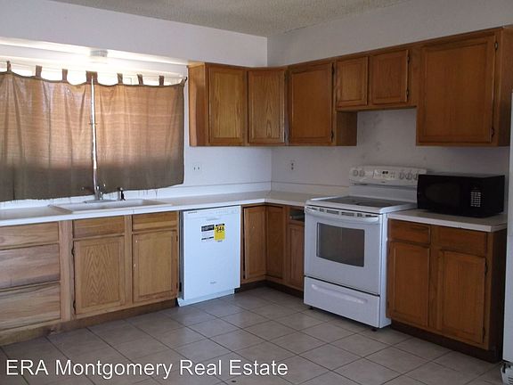 2nd image of 2918 Ocotillo Canyon Dr