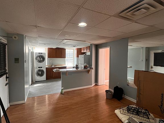 3rd image of 1440 Callowhill St Floor 3