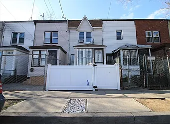 152-19 118th Avenue in South Jamaica