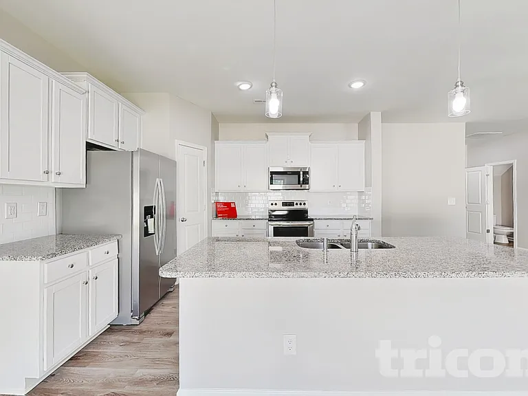138 Spring Knoll Dr — Photo 4