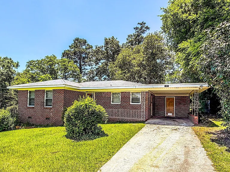 2063 Fairway Dr — Photo 1