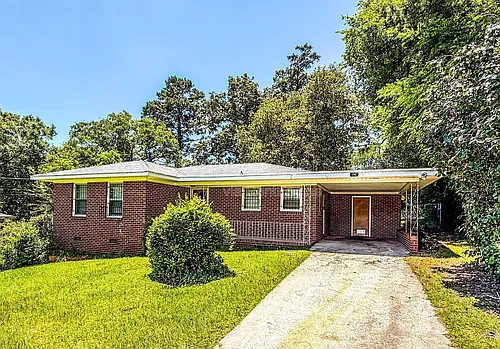 2063 Fairway Dr Photo 1