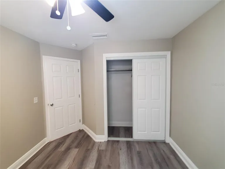 107 W Clay Ave #4 — Photo 10