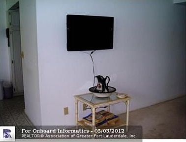 2nd image of 339 Markham Cres #P