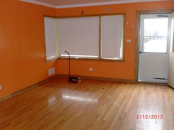2nd image of 7613 S Lockwood Ave