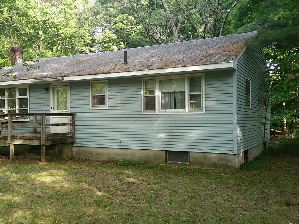 2nd image of 37 Grove St
