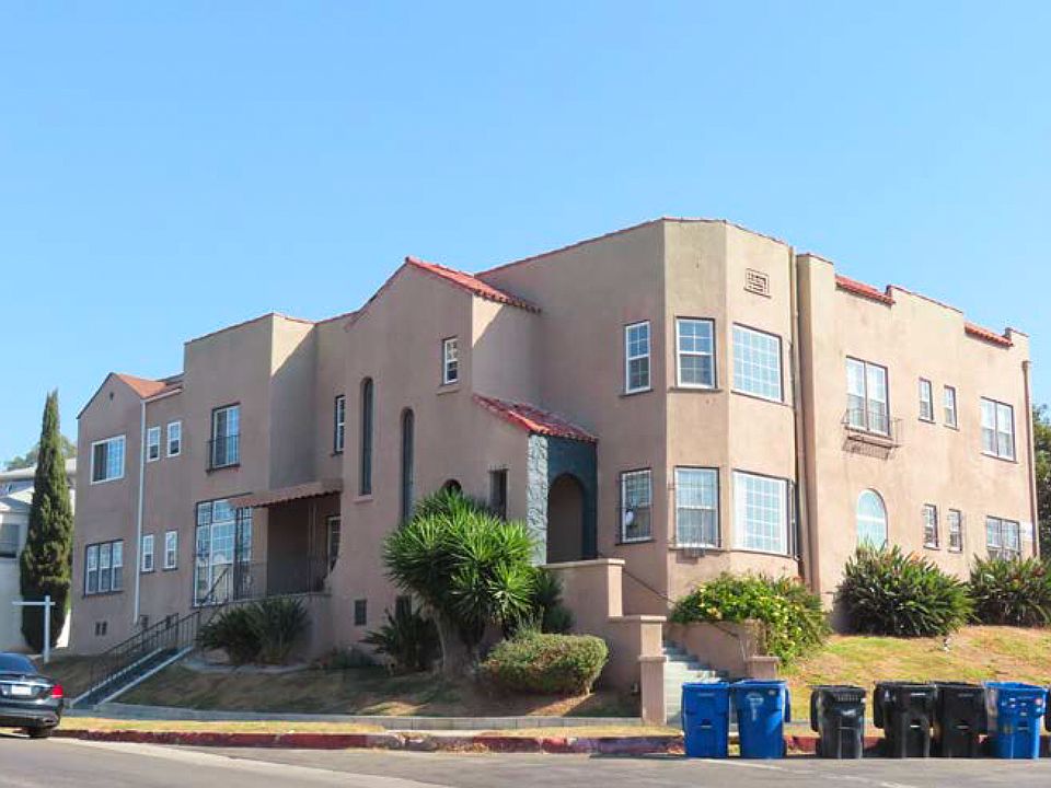 1st image of 2612 Edgehill Dr