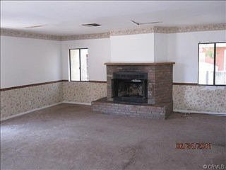 3rd image of 809 N Banna Ave