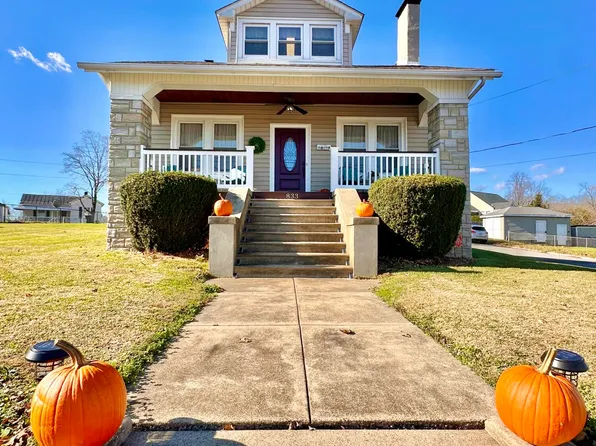 833 Jefferson Ave, Clifton Forge, VA 24422
