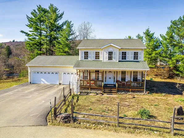16 Morgans Ln, Saranac Lake, NY 12983