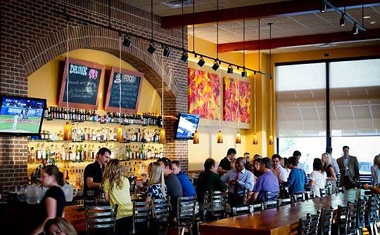 Popular Kaleidoscope restaurant/bar - 6 minute walk from hou