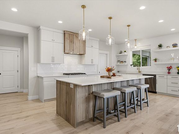 5th image of 3258 N Casey Ln