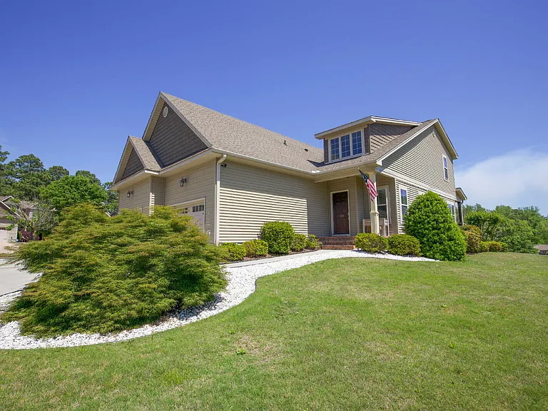 133 Cypress Cir — Photo 4