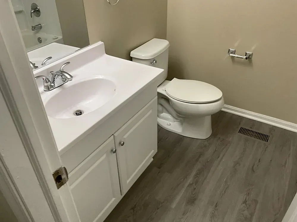 3 bed, 1714 sqft, $1,300 — Photo 3