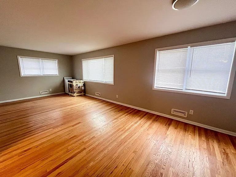3885 N Humboldt Blvd — Photo 16