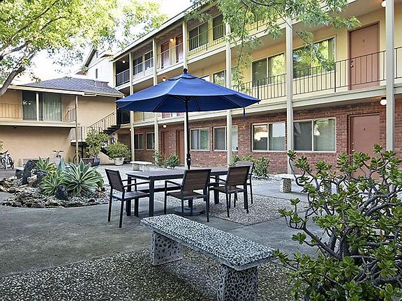 2nd image of 284 Tyrella Ave APT 2
