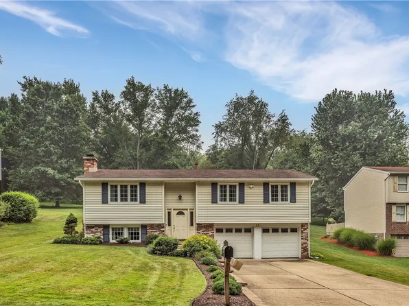 23 Hones Rd, Export, PA 15632