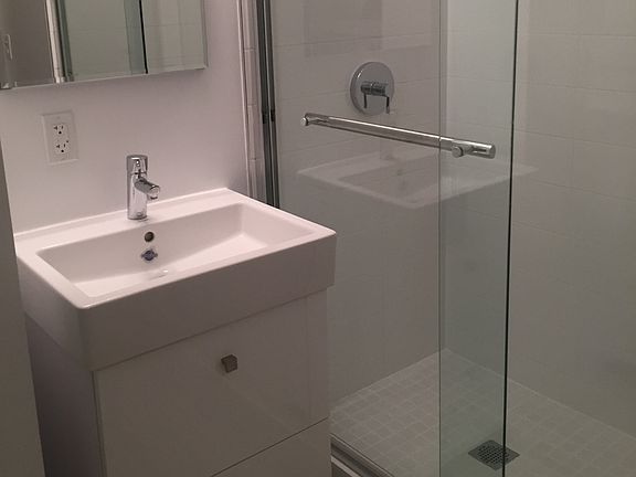 5th image of 210 W 89th St APT 5J